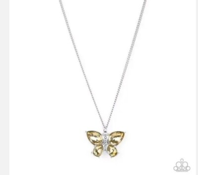  Paparazzi: Free-Flying Flutter & Butterfly Beatitude ~ Yellow 2PC Set.