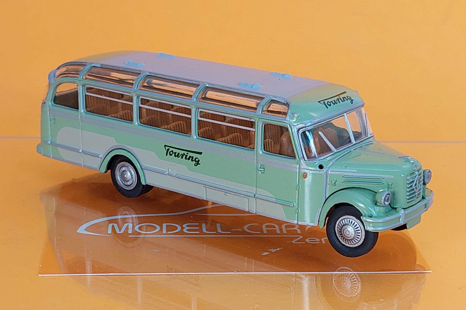 Brekina 52402 Borgward BO 4000 Reisebus ""Touring"" 1:87 NEU Modellauto