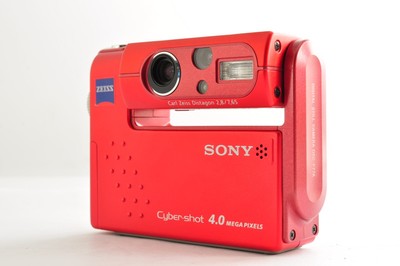 【S2102】 SONY Cyber-shot DSC-F77A レッド Sony Cyber-Shot DSC-F77A Red 4.0MP Digital Camera [Near Mint