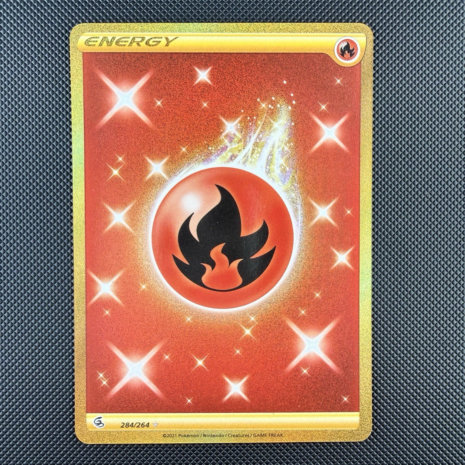 Pokemon TCG Fire Energy 284/264 Fusion Strike Gold Secret Rare Holo Card