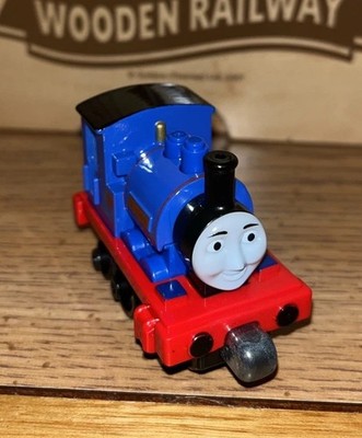 SIR HANDEL THOMAS FRIENDS TRAIN  DIECAST ! 2012 TAKE N PLAY ALONG Square Mag !