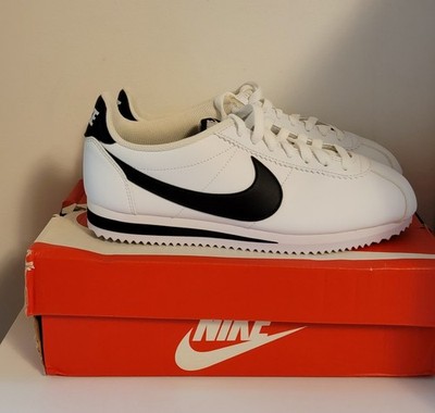 New Women Nike Classic Cortez Leather Black White Size 6.5 807471