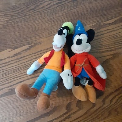 Disney Mickey Mouse 90 Years Of Magic Sorcerer's Apprentice Wizard & Goofy 10''