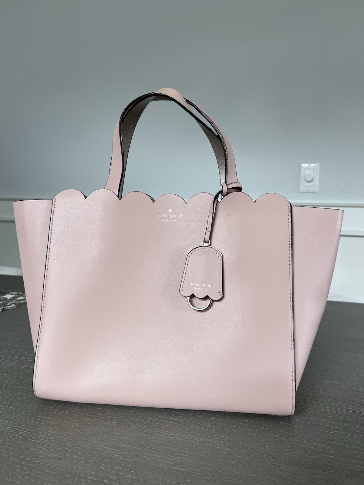Kate Spade Scalloped Handbag in Blush Pink  thumbnail 3