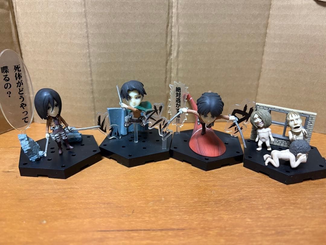 Attack on Titan Figura Banpresto Mikasa 4 Piezas Premio Lote