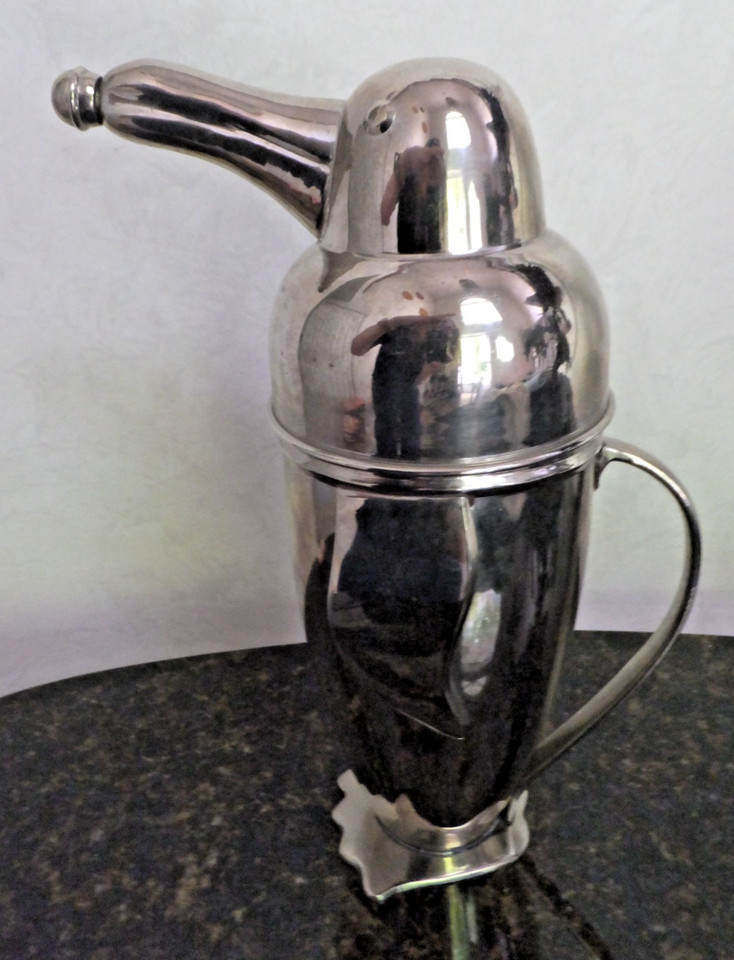 Vintage MCM Art Deco Penguin Stainless Steel Cocktail Shaker Barware 11”