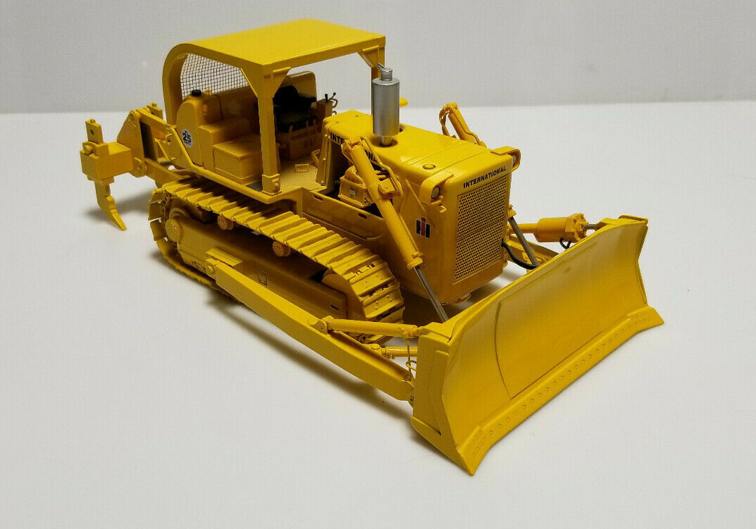 SHARP MITSUBISHI BULLDOZER 1:25 プラモデル First Gear Bulldozer 2002 International Harvester TD 25 | eBay