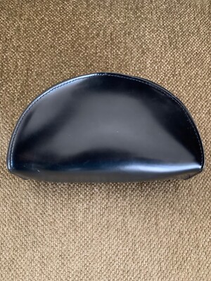 Authentic CHANEL Black Soft Oversized Snap Front Sunglass  display picture 1