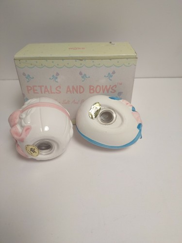 Russ Berrie Petals And Bows Ceramic Egg Salt And Pepper Shakers - Picture 3 of 7