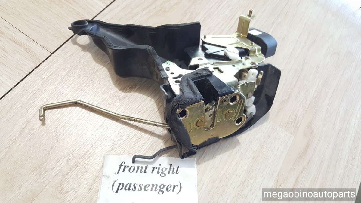 1999-2003 toyota solara passenger door lock latch 69303