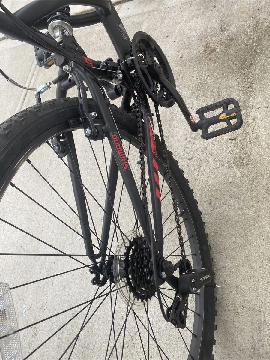 Hyper shocker online men's mountain bike
