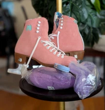 Moxi Suede Ice Skates 2020 Pink Moxi size 5M EXCELLENT CONDITION LOOKS NEW