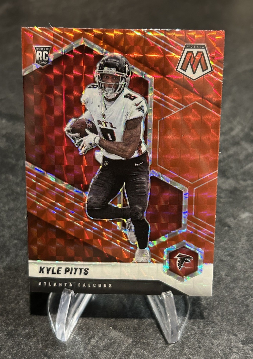 2021 PANINI MOSAIC KYLE PITTS RED MOSAIC ROOKIE RC #311 FALCONS