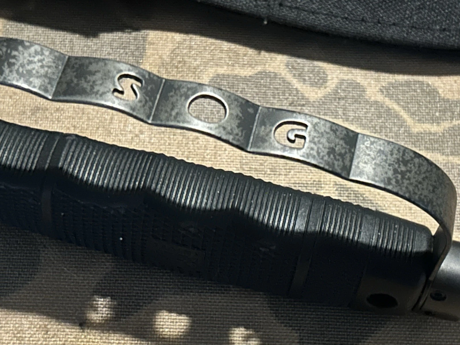 SOG Tiger Shark Elite RARE  D guard Bowie EXC condition With sheath image 10