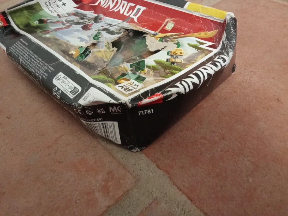 LEGO Ninjago 71781 Lloyd's Mech Battle EVO, photo 2 sur 5