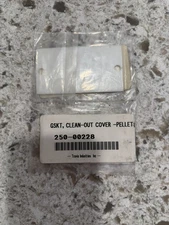 250-00228 Travis Industries Lopi Avalon Pellet Stove Clean-Out Gasket - NEW 2 pk