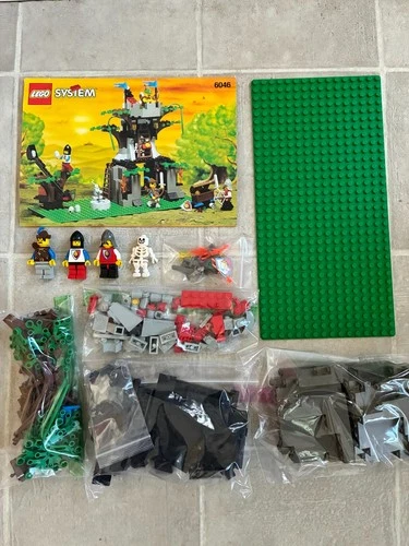 Lego 6046 Castle Dark Forest HEMLOCK STRONGHOLD w/Instructions
