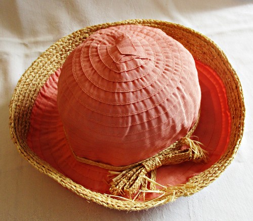 Scala Collezione women's salmon sun hat 