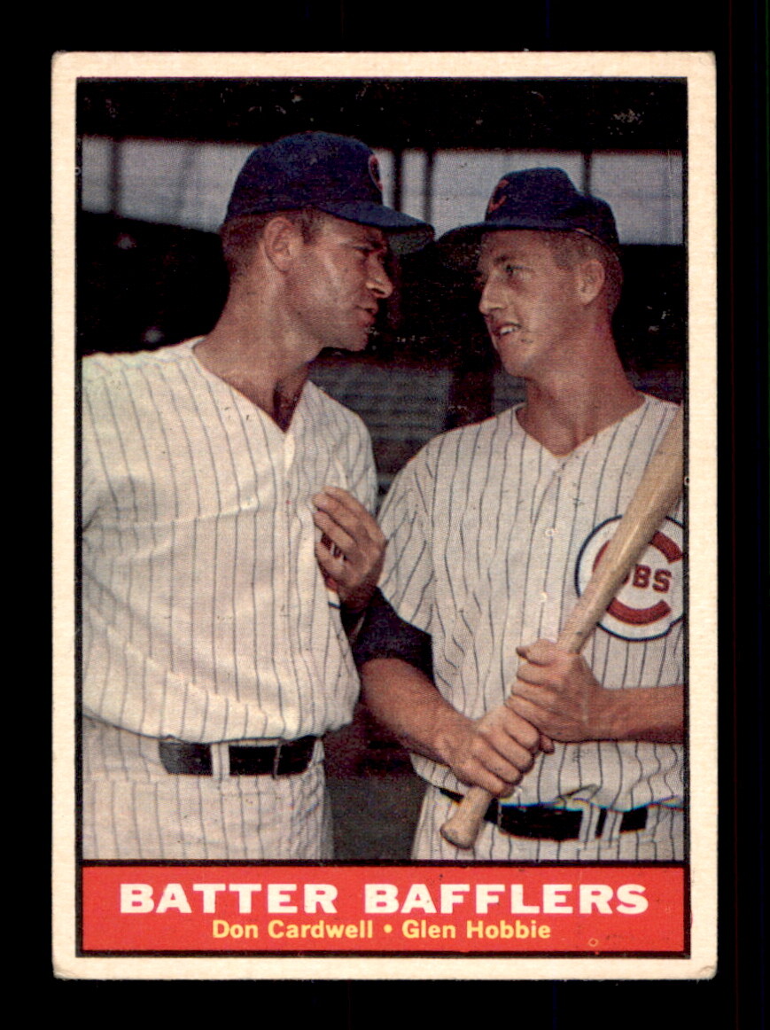1961 Topps #393 Batter Bafflers (Don Cardwell / Glen Hobbie)