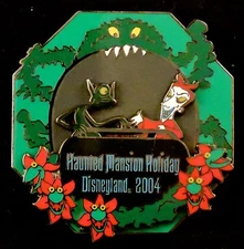 Disney DLR 2004 HAUNTED MANSION HOLIDAY  Doom Buddies LOCK Pin LE 3000