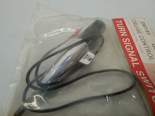 SM191 Shee-Mar Cruise Contol/Wiper Control Lever w/o Delay Wiper Chrome - Picture 3 of 3