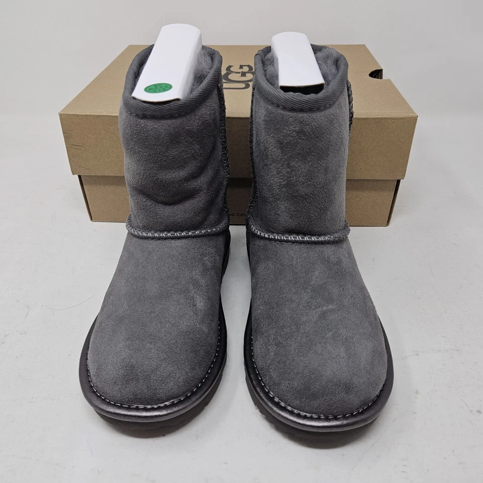UGG Classic II Brillo Piel de Oveja Pull On Gamuza Gris Botines / 1139056T / Talla 10 Foto 4 de 4