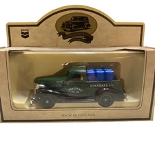 Lledo days gone Chevron standard oil refinery number 21 1939 Chevrolet nip