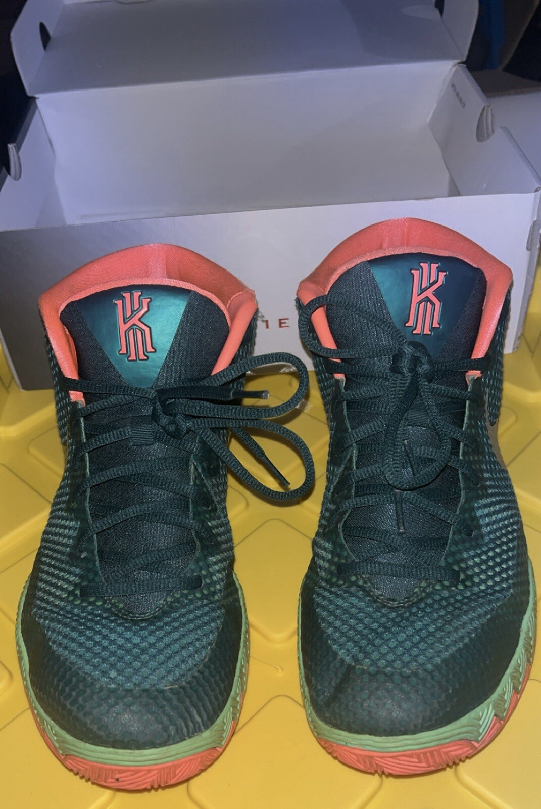 Size 12 Nike Kyrie 1 Flytrap - image 4