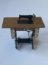 VTG  1/12 Dollhouse Miniature Metal Singer Sewing Machine Wood Cabinet Concord