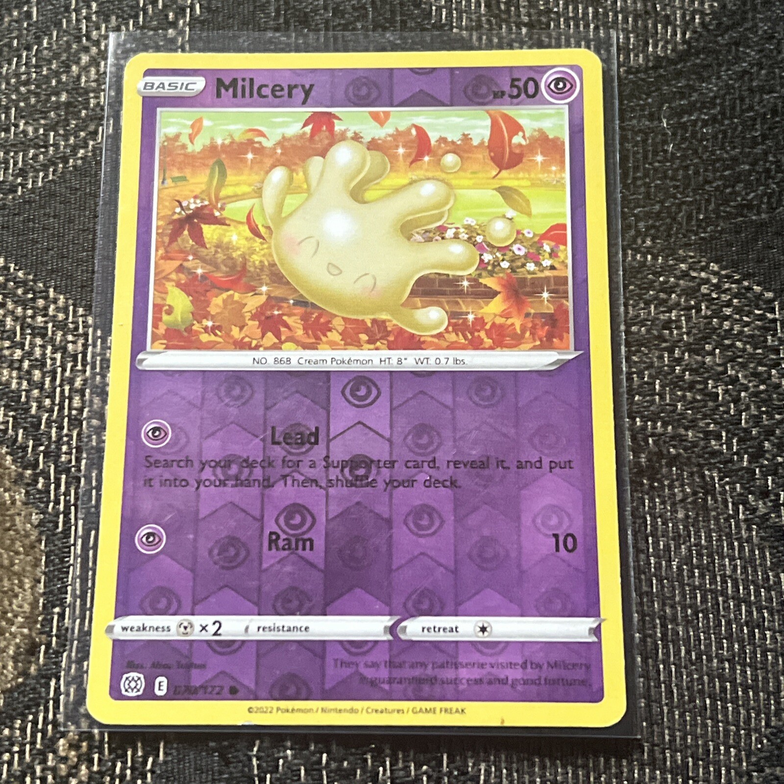 Milcery 70/172 Brilliant Stars Reverse Holo Common Pokemon Card TCG 070/172