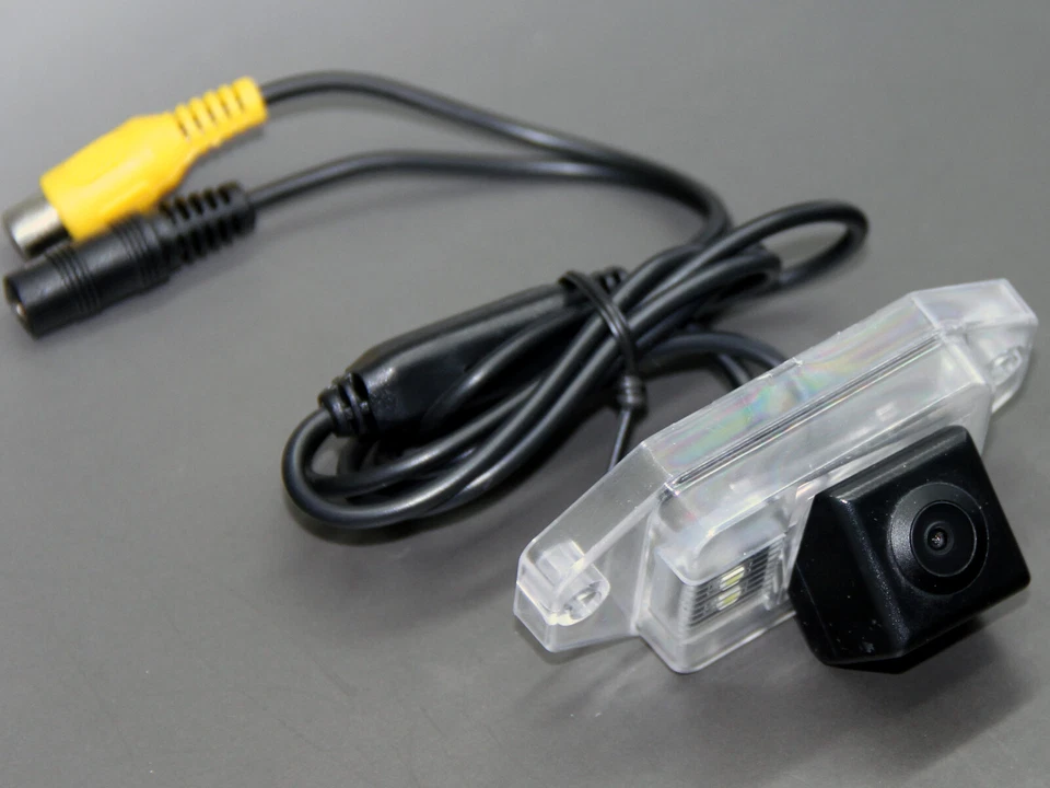 Car Rear-View Backup Camera For Toyota Land Cruiser FJ40 FJ45 BJ40 BJ42 HJ45 - Image 2 of 4