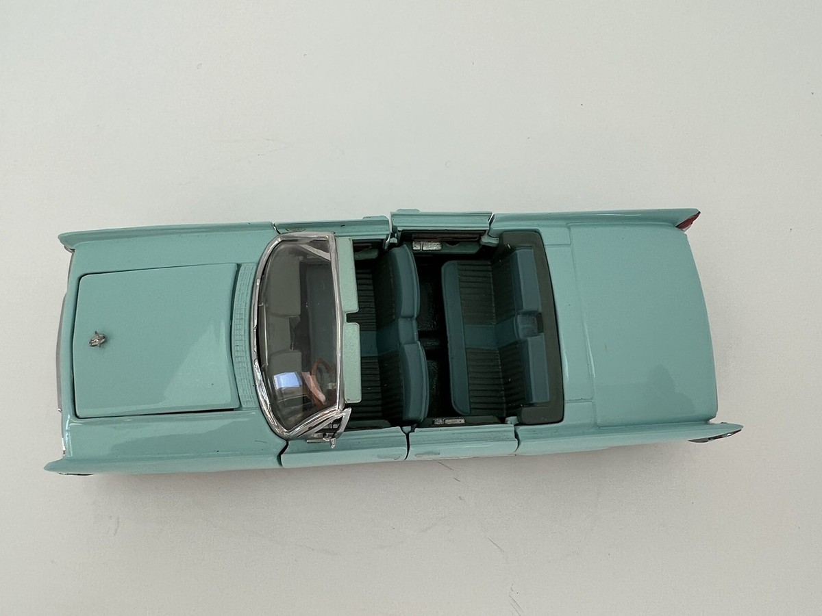 1989 Franklin Mint 1961 Lincoln Continental Convertible 1:43