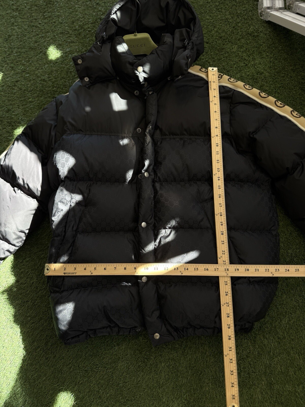 Gucci Puffer Monogram Jacket Nylon Black 100% Aut… - image 21