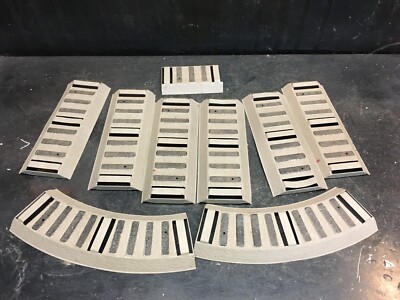 Vtg D.H.D. Industries Metal 9PC Ridged Rail Bed Train 10in Track O GAUGE TRAIN