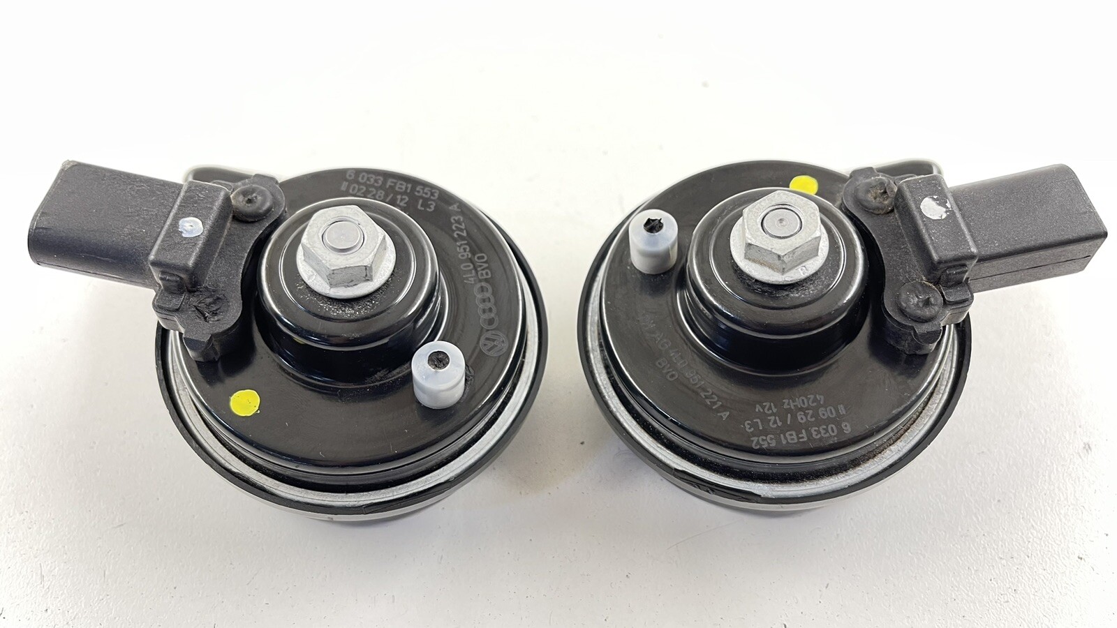 08-15 AUDI R8 HIGH LOW TONE PITCH HORN SIREN ALARM PAIR OEM