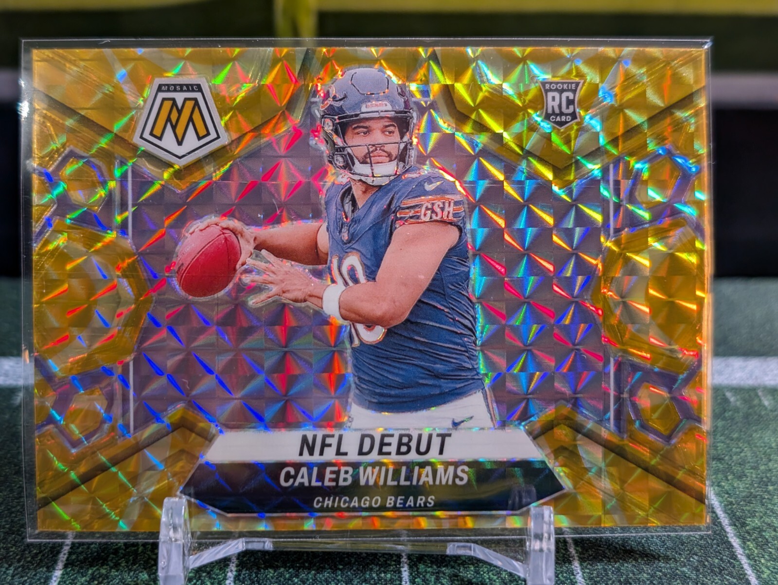 2024 Panini Mosaic - NFL Debut Reactive Yellow Mosaic Prizm #289 Caleb Williams
