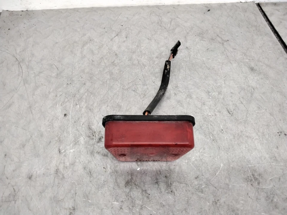 Polaris Magnum 425 1995 4x4 OEM luz trasera freno trasero Foto 3 de 4