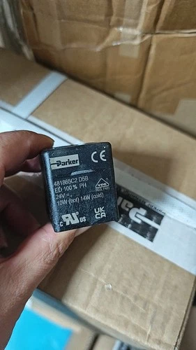 one new PARKER Solenoid valve coil 481865C2 D5B Fast Delivery
