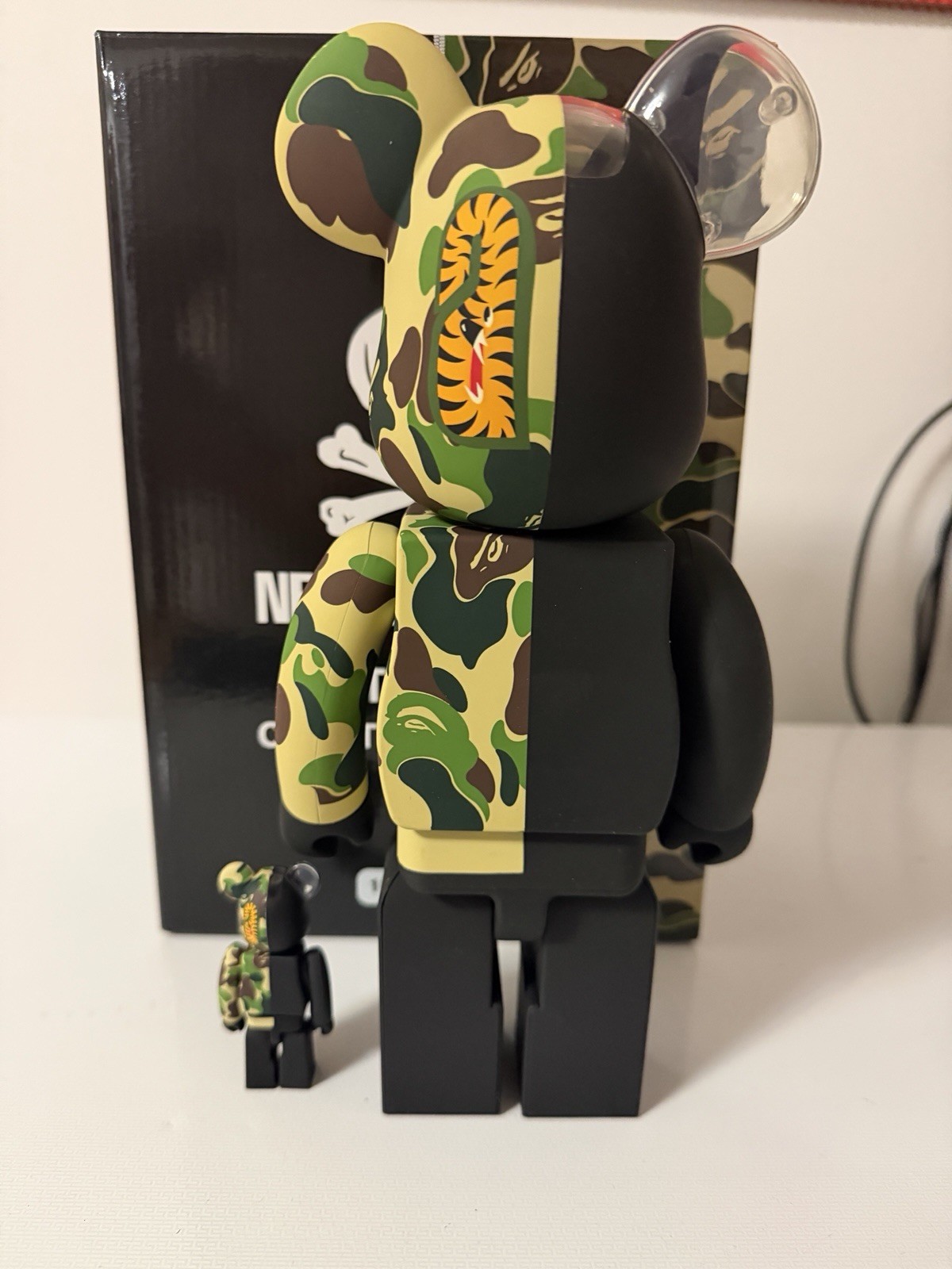 MEDICOM TOY: BE@RBRICK - BAPE x Neighborhood 100% & 400% bearbrick thumbnail 4