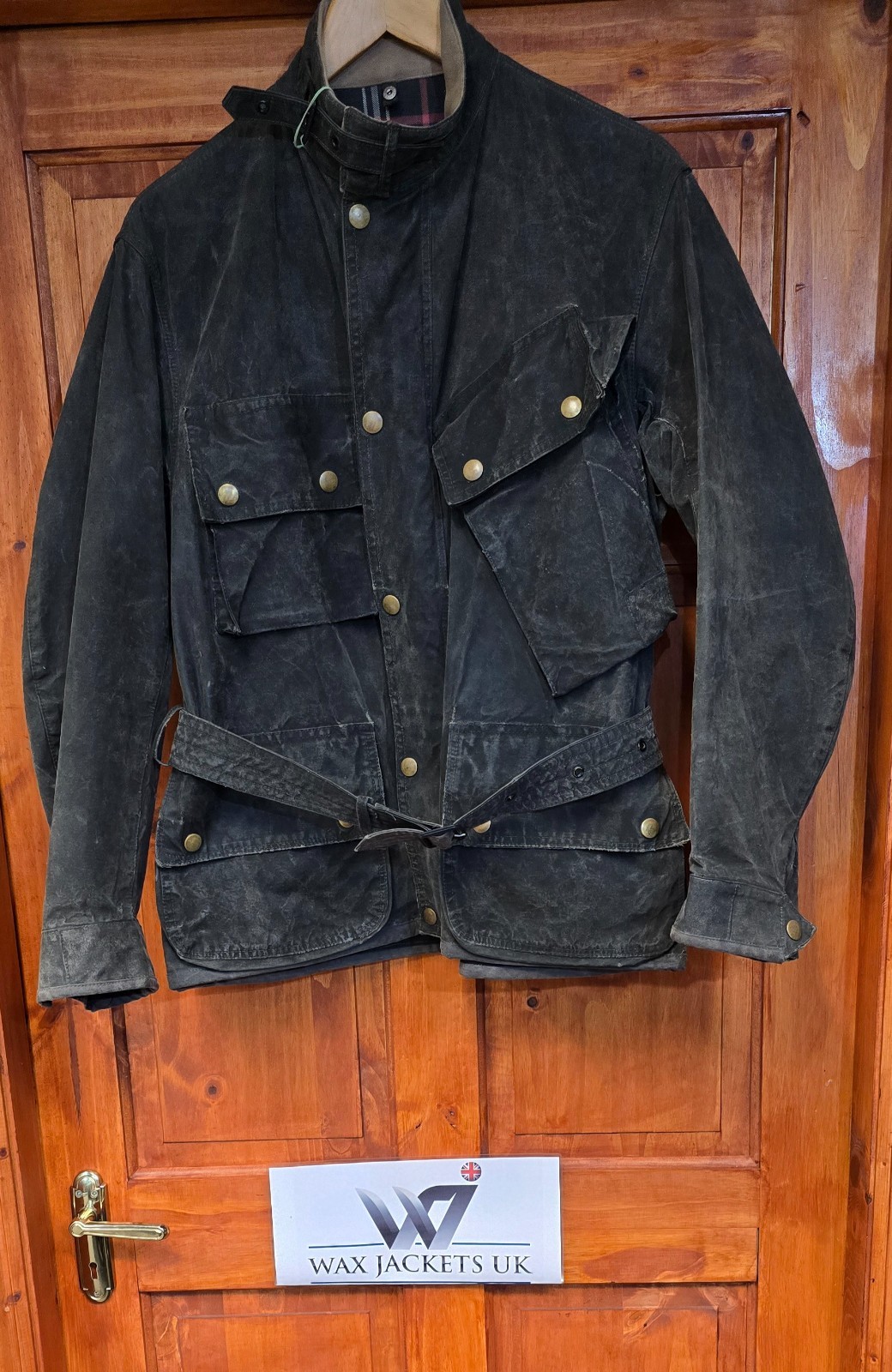 BARBOUR INTERNATIONAL MENS WAX JACKET MEDIUM / LARGE WITH BELT SEE IMAGES image 3
