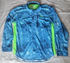 Pelagic Eclipse Guide Button Down Shirt Mens Size Medium Offshore Fishing Vented