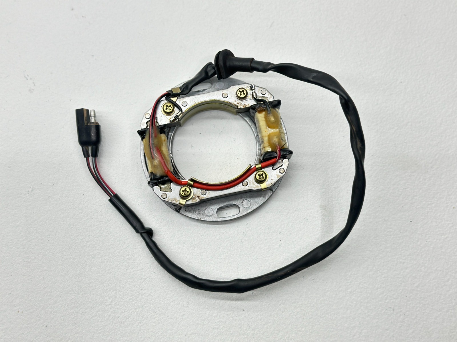 2002 Suzuki RM85 Stator Magneto Coil Alternator Generator 32100-02B32 Dirt Bike