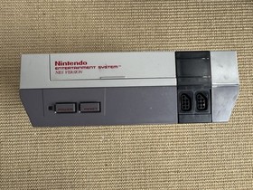 Nintendo Entertainment System NES Console Boxed Action Set Gun Zapper Mario Game