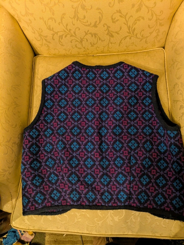 vintage welsh tapestry blue/purple geometric waistcoat (small) - Image 2 of 4