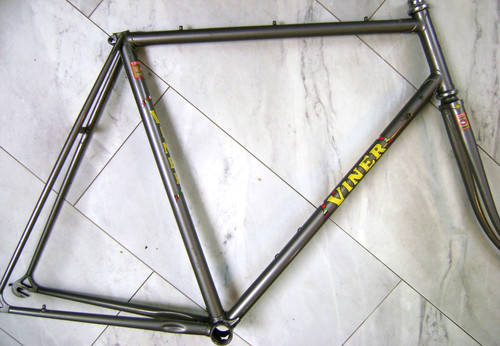 57cm., 1980s, Viner, Columbus SL tubing, double taper seatstays=smooth ride!