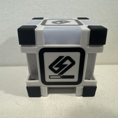Cozmo Robot Cube # 1 Genuine Replacement Block Needs Battery Works