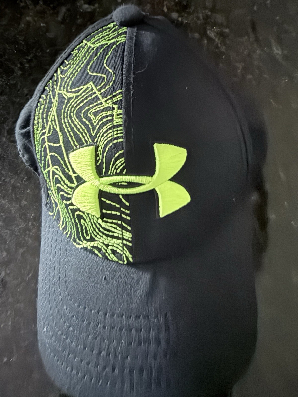 Under Armour Black and Yellow  Baseball Cap Hat