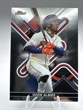 2022 Topps Finest - Ozzie Albies #32