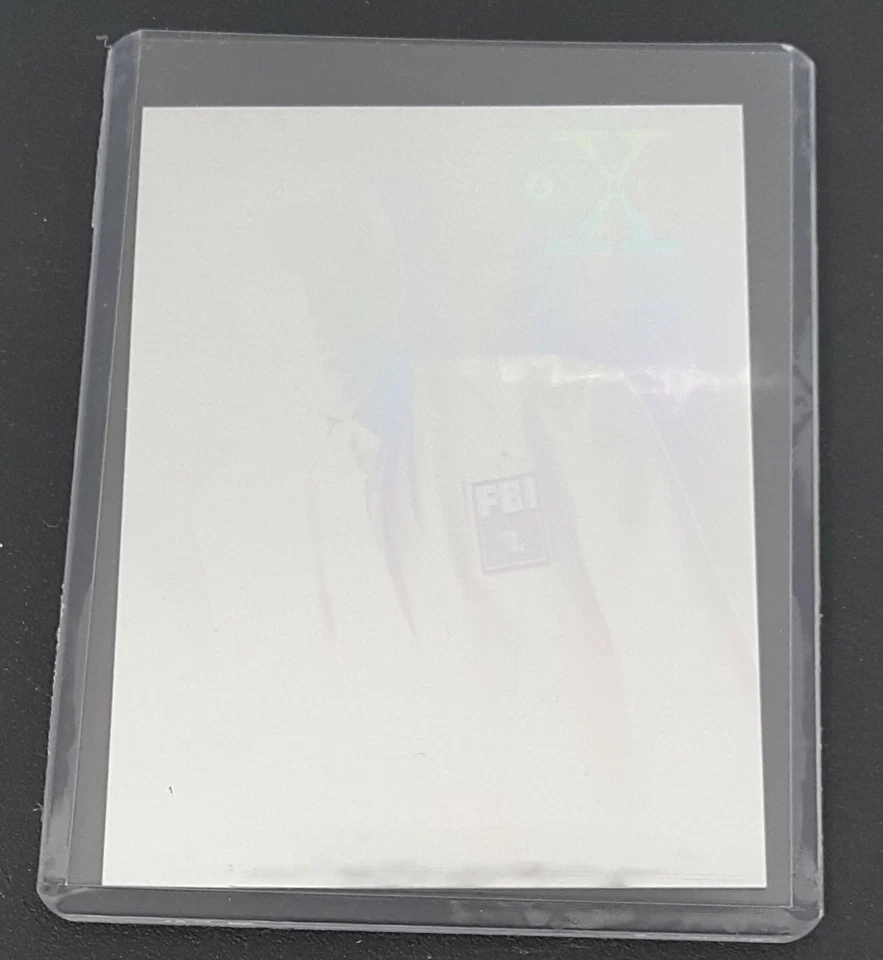1996 Topps X-Files Season 3 3-D Hologram Trading Card X1 of 2 "Fox Mulder" - Image 2 of 3