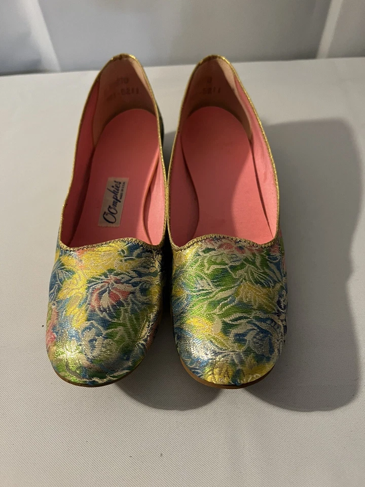 Chinelos Oomphies Vintage Floral Brocado Tapeçaria Bordada 7M Grannycore - Imagem 2 de 4